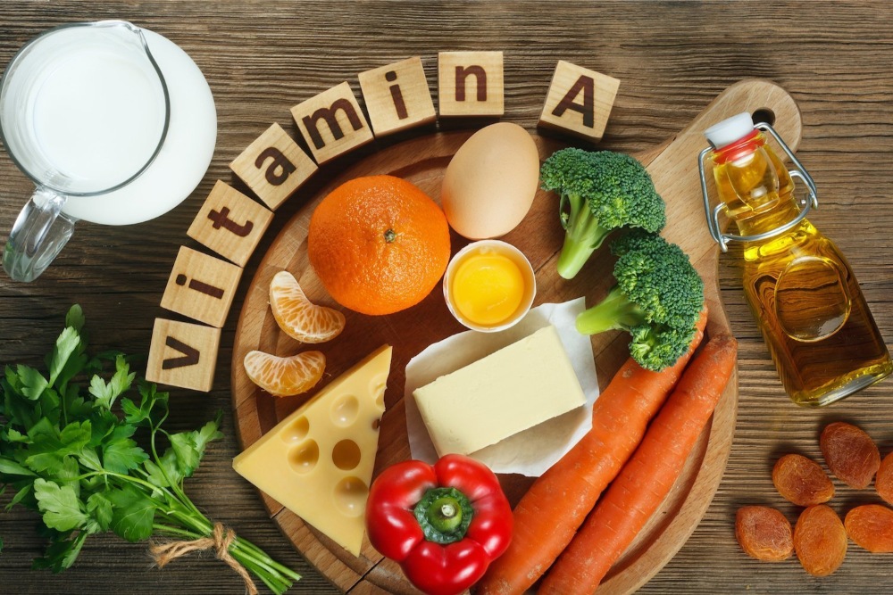 chăm sóc mí mắt sau khi cắt chỉ