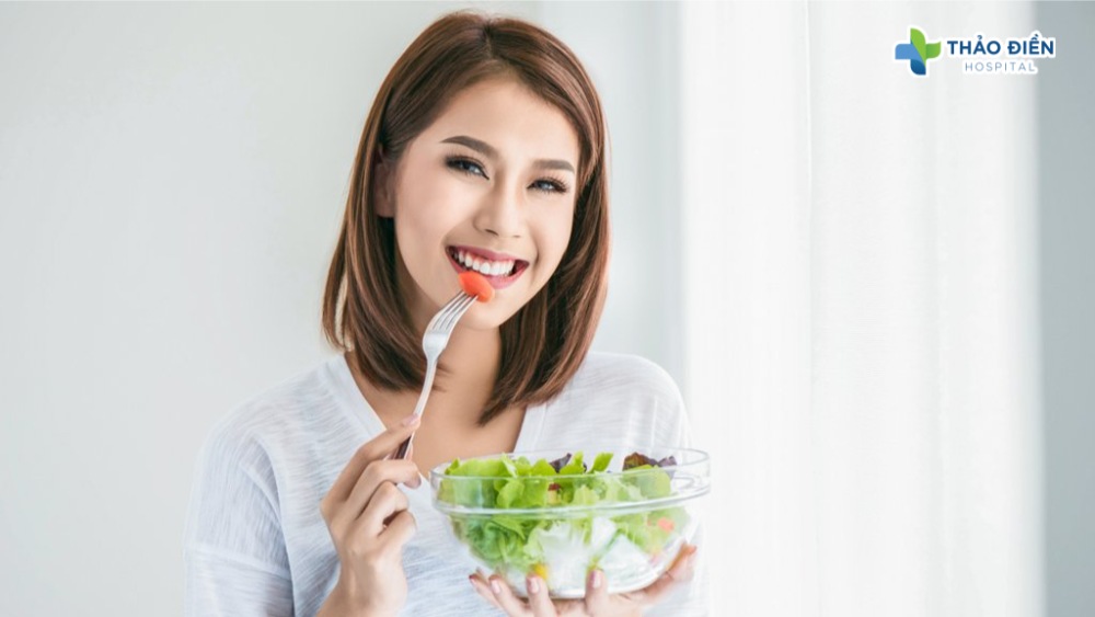sau khi nâng ngực cần kiêng những gì